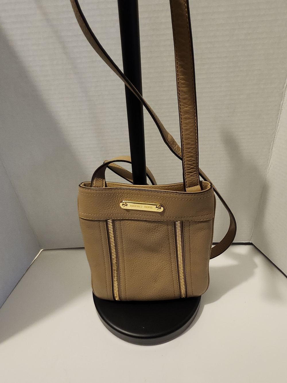 Michael Kors Camel Brown Pebbled Leather Crossbody Bag with Gold Hardware